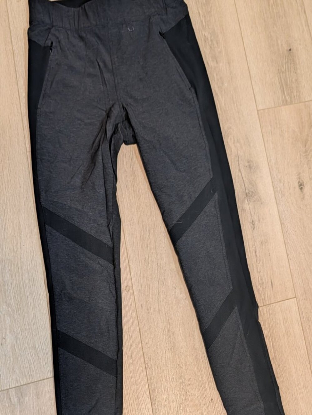 KÜHL Women’s Technical Jogger Pants – Gray/Black – Size Small (S) Regular